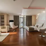 Rafaelo Deluxe & Hotel 5*